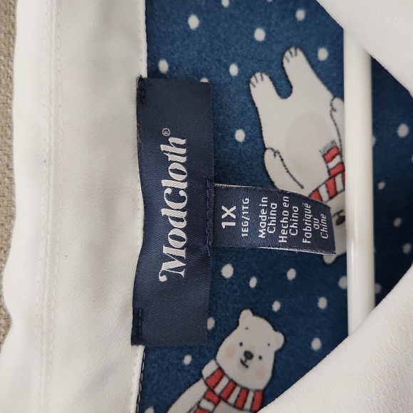 Modcloth Positive First Impressions Polar Bear Blouse Size 1X - Picture 3 of 14